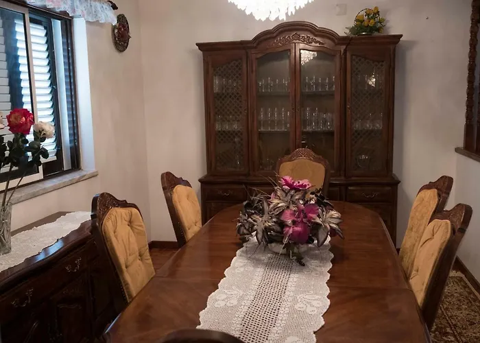 Pico - Casa Dos Cedros Criacao Velha